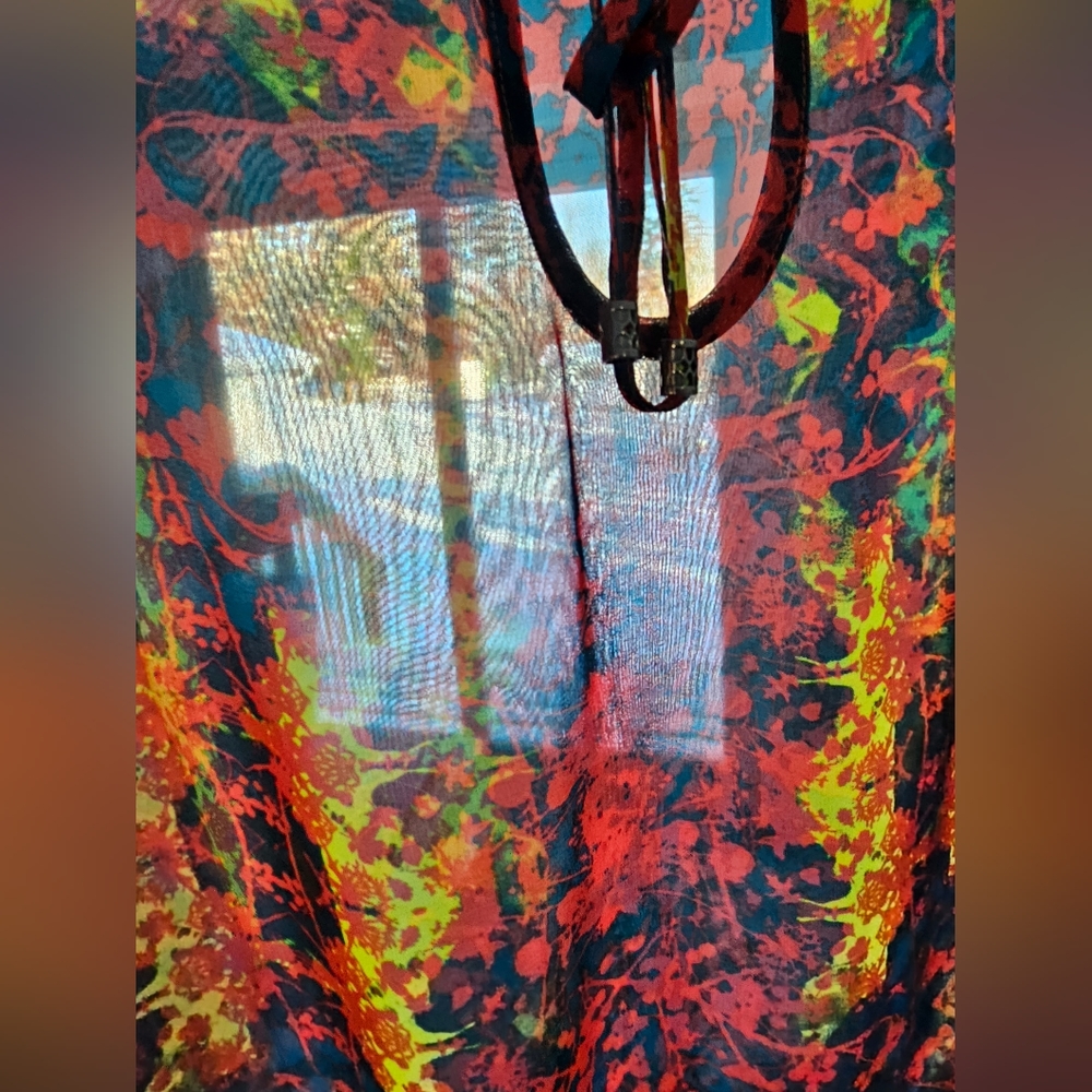 Princess Vera Wang Womens Size M Dolman Sleeve Blouson Sheer Abstract Floral Top - Picture 7 of 12